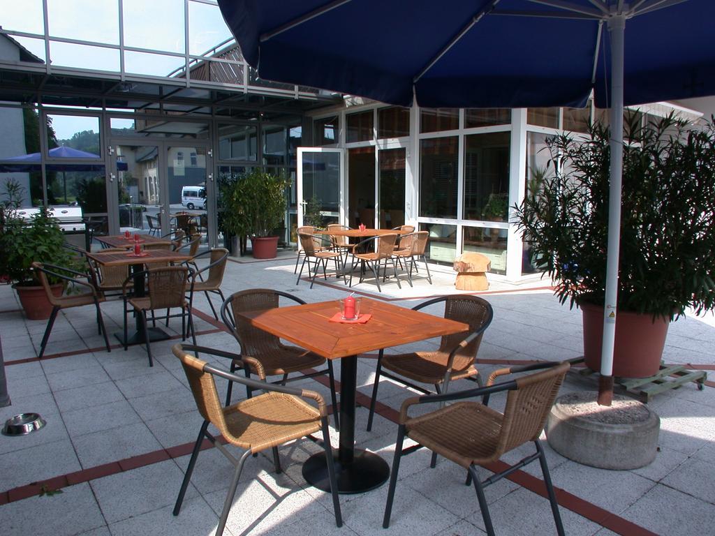 Westfaelischer Hof Lugde Bagian luar foto